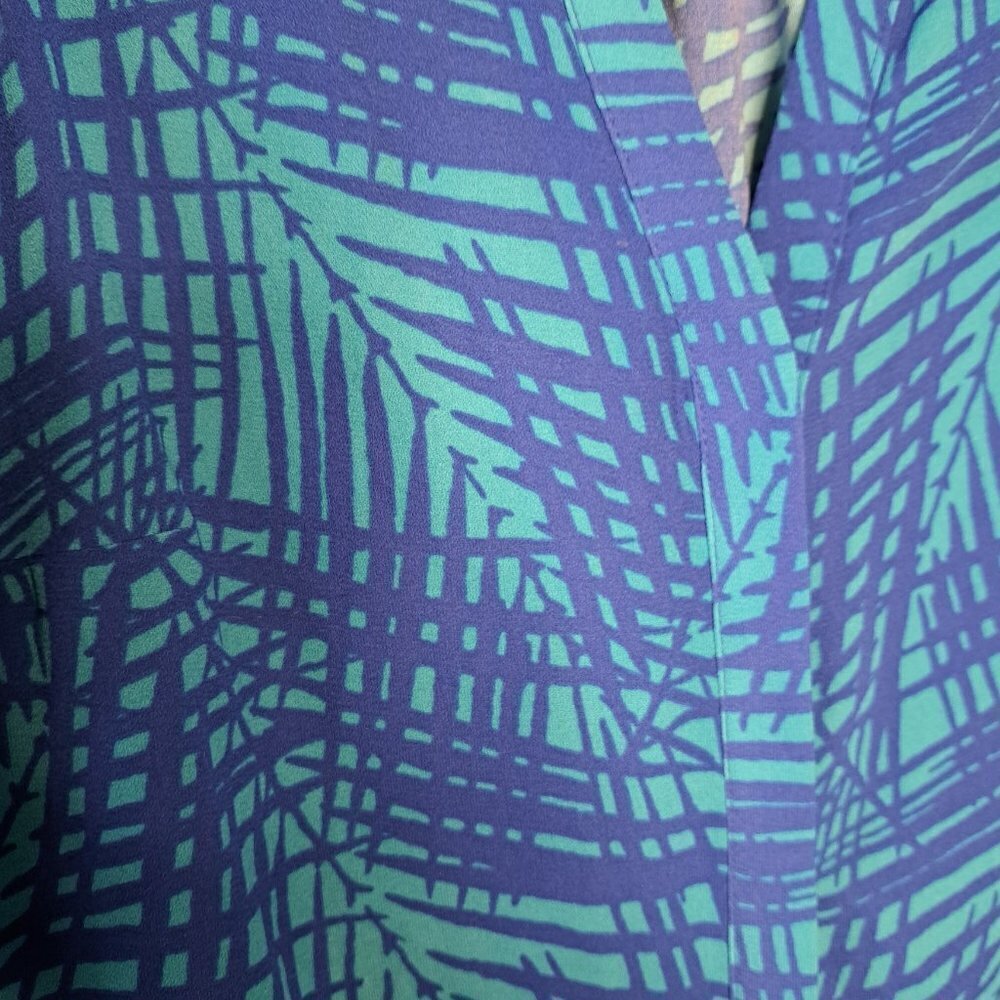 Apt 9 Blue and Green Sleeveless Button Down Top Size Petite Small - Picture 3 of 3